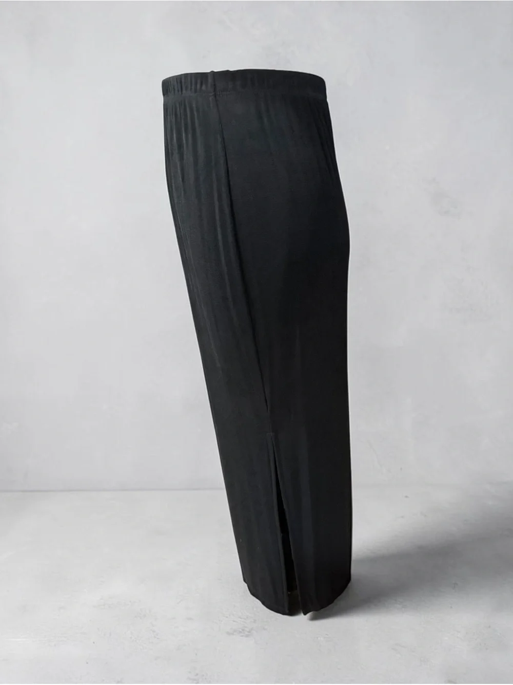 Private Editions by Chico Classic Black Maxi Skirt - Size 1